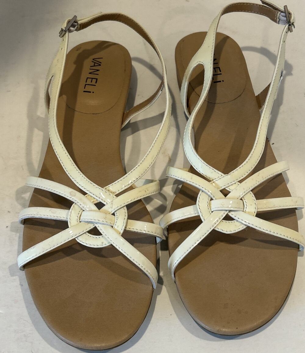 Womens Vaneli Boyden cream Patent Leather Strappy Slingback Sandals Size 8 M EUC